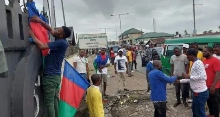 Ijaw youths lock NDDC office in Bayelsa, protest FG’s failure to constitute board