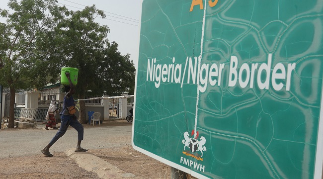 Nigeria Opens Land, Air Borders with Niger